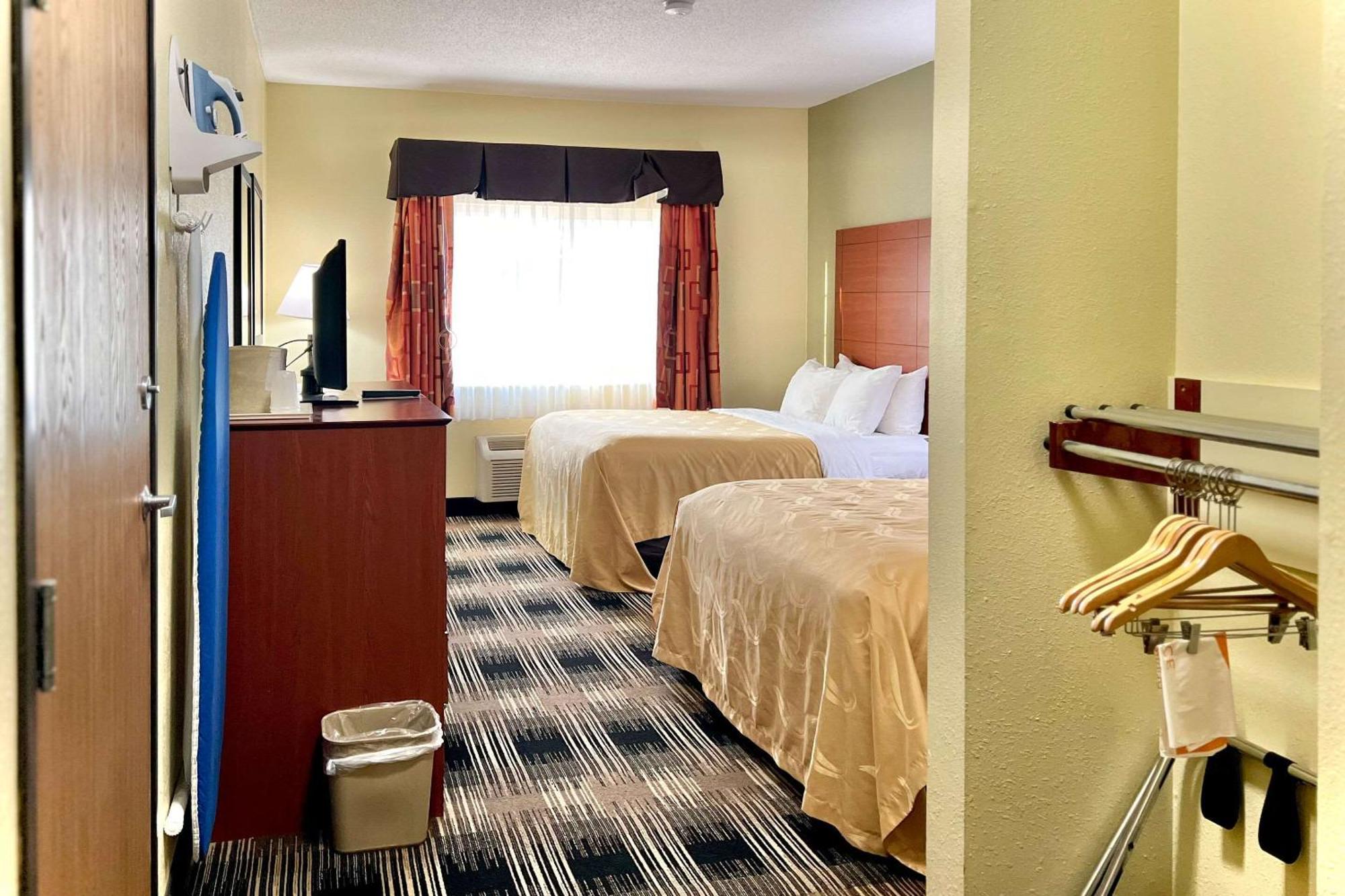 Quality Inn & Suites Wisconsin Dells Downtown - Waterparks Area Ngoại thất bức ảnh