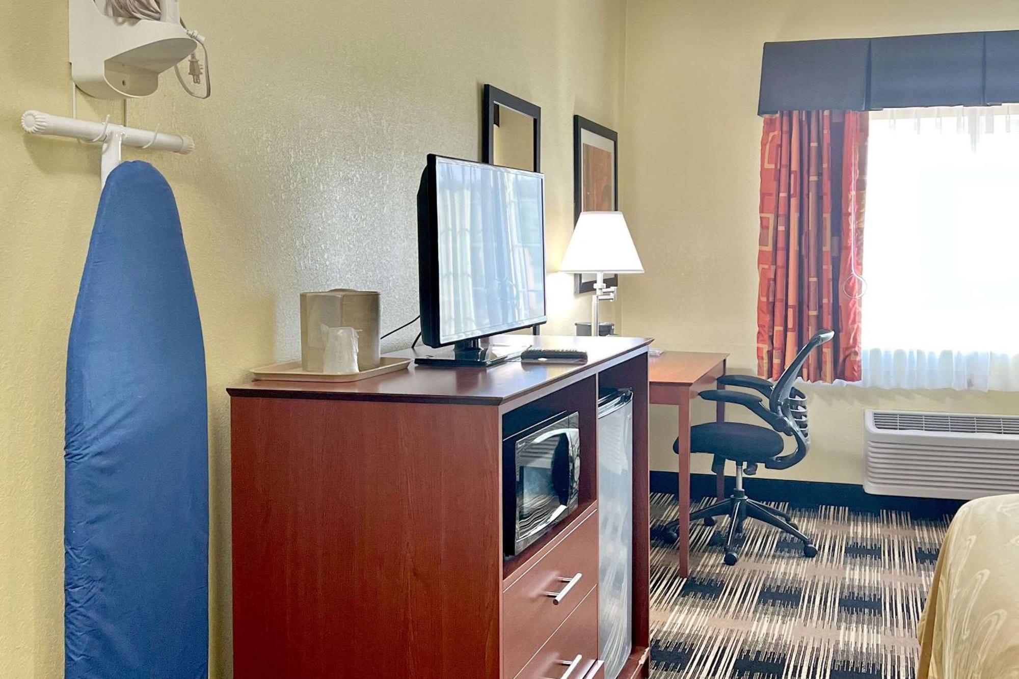 Quality Inn & Suites Wisconsin Dells Downtown - Waterparks Area Ngoại thất bức ảnh