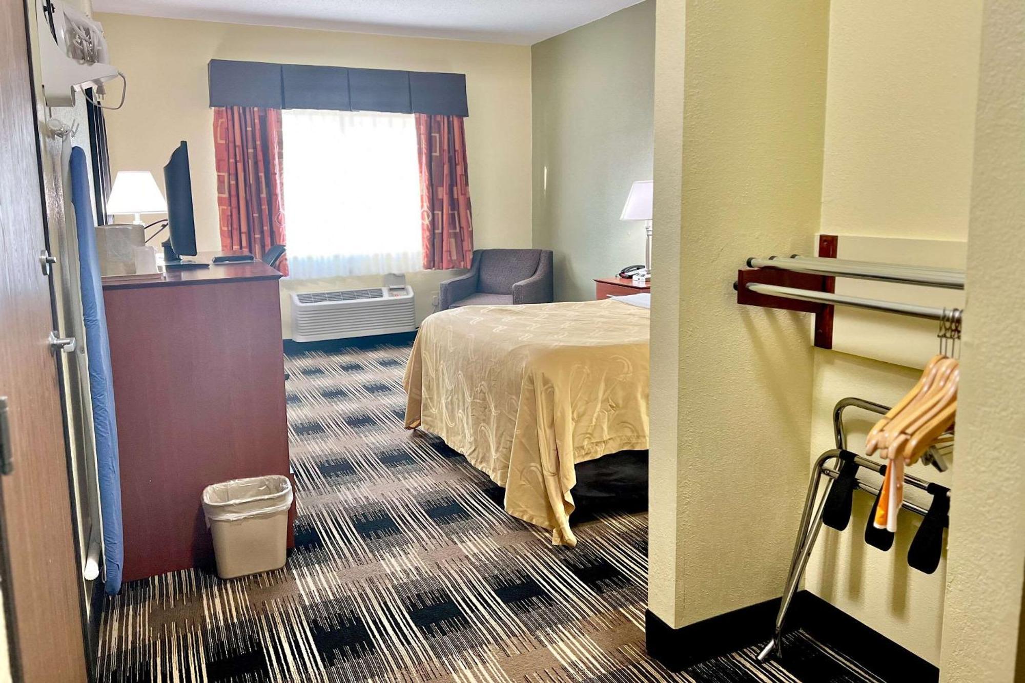 Quality Inn & Suites Wisconsin Dells Downtown - Waterparks Area Ngoại thất bức ảnh